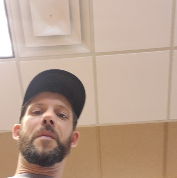 Meet your Posher, Skip - Picture 2 of 2